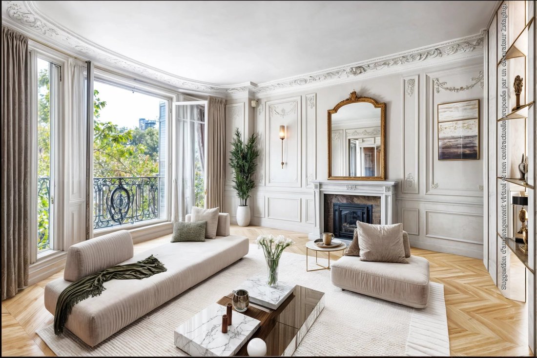 Paris 7th District A Superb 3/4 Bed Apartment In Paris, île De France