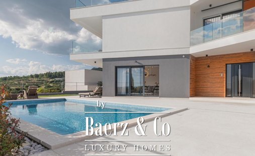 Villa in Miljevac, Split-Dalmatia County, Croatia 1