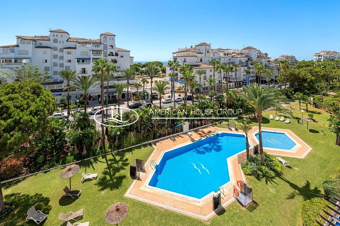 Apartment in Puerto Banus, Marbella, Spain 2 - 14787649