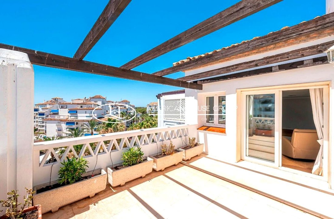 Apartment in Puerto Banus, Marbella, Spain 3 - 14787649