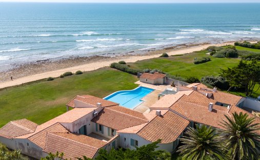 Maison à Sainte-Marie-de-Ré, Nouvelle-Aquitaine, France 1