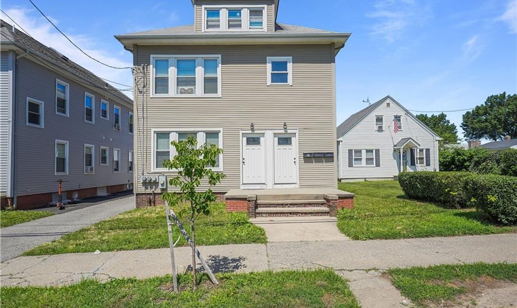 10 Bedrooms Multi Family Home In Providence, Rhode Island, United