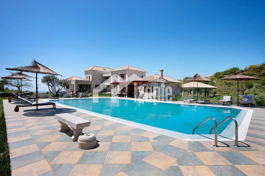 Villa in Municipal Commune of Zakynthos, Peloponnese, Western Greece and the Ionian, Greece 2 - 14789941