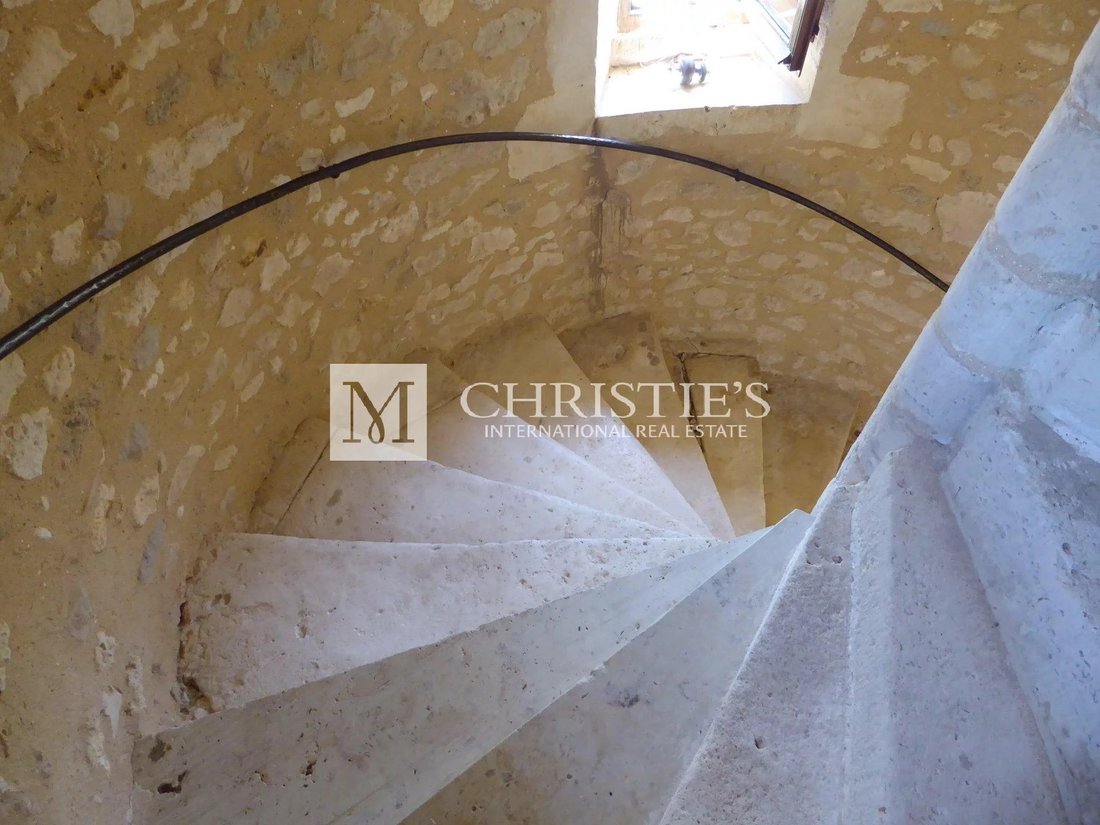 Exclusivity In Entre Deux Mers In Saint émilion, Nouvelle Aquitaine