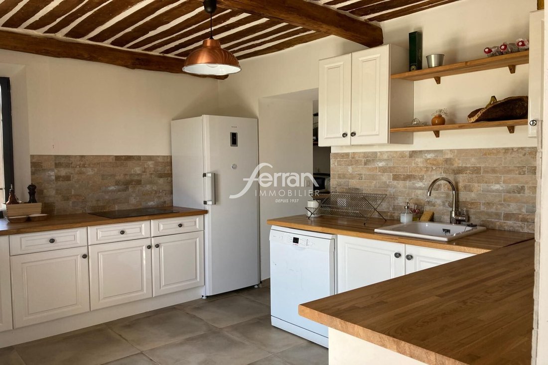 À Vendre à St In Saint Antonin Du Var, Provence Alpes Côte D'azur