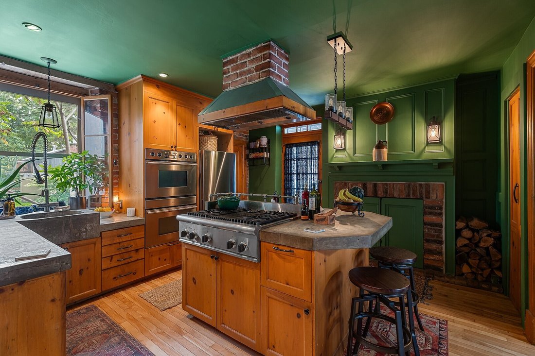 L'assomption, Lanaudière In L'assomption, Quebec, Canada For Sale