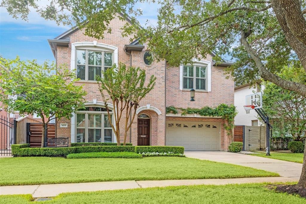 Beautiful Traditional Red Brick Home In Houston, Texas, United States