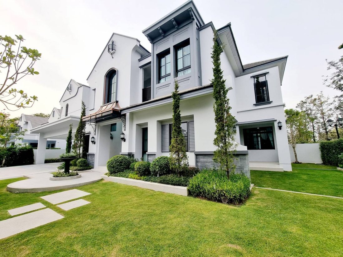 House in Bangkok, Krung Thep Maha Nakhon, Thailand 1 - 14791248