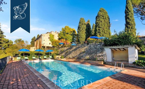 Villa in Castellina in Chianti, Tuscany, Italy 1