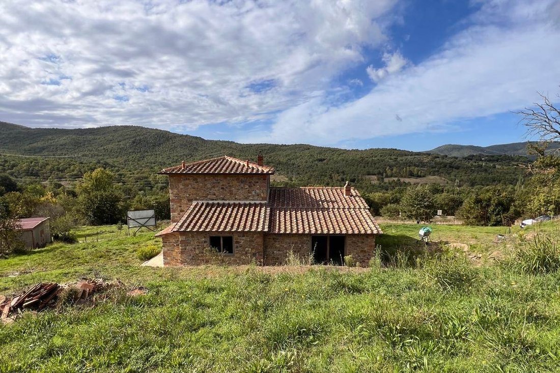 Country House in Bucine, Tuscany, Italy 1 - 14789159