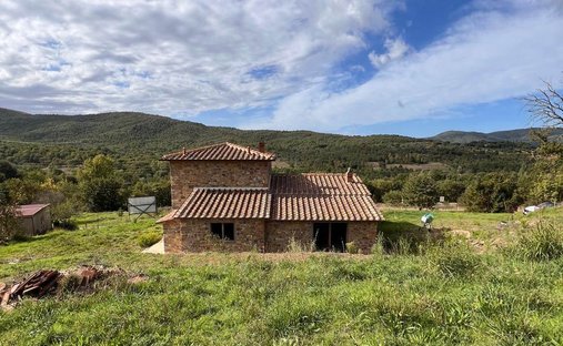 Country House in Bucine, Tuscany, Italy 1