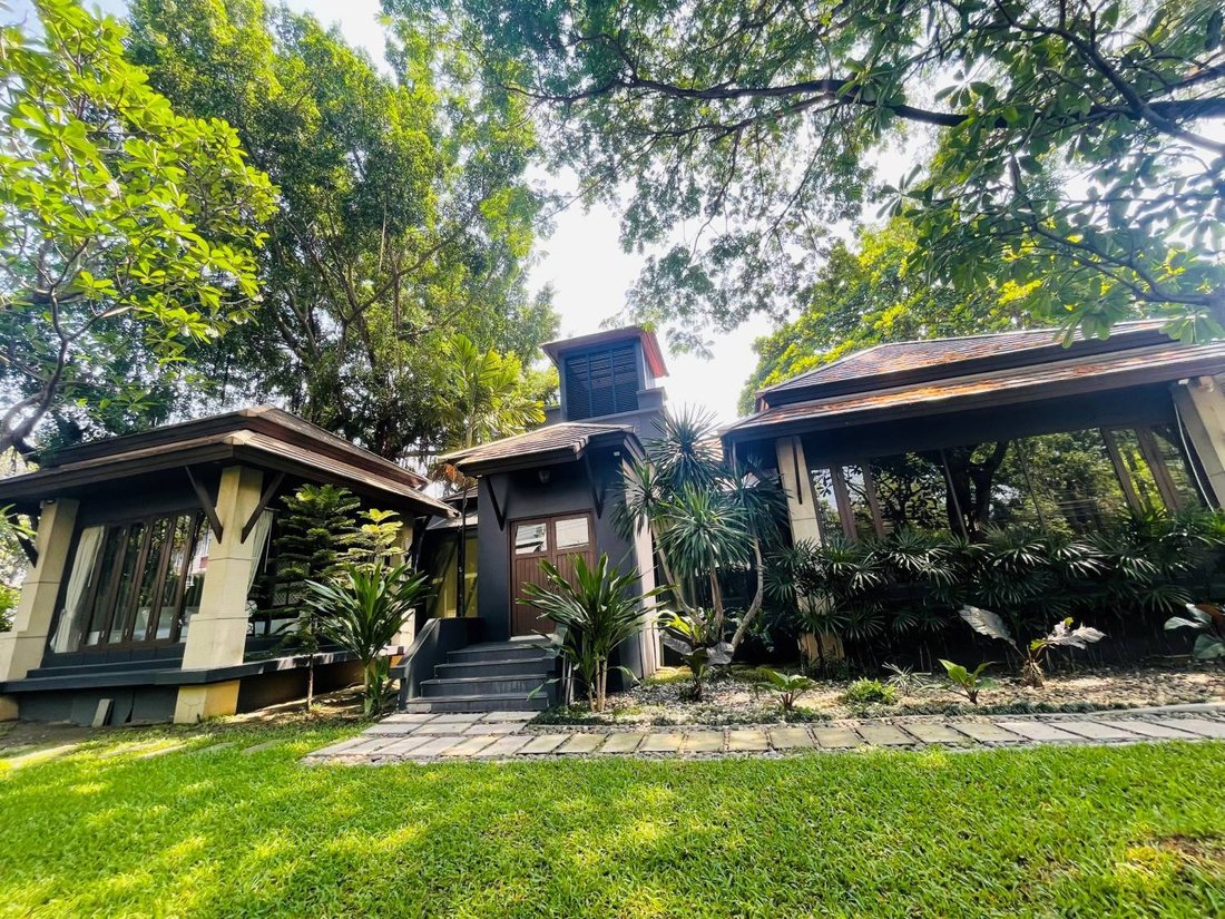 House in Phra Khanong Nuea, Bangkok, Thailand 1 - 13909385