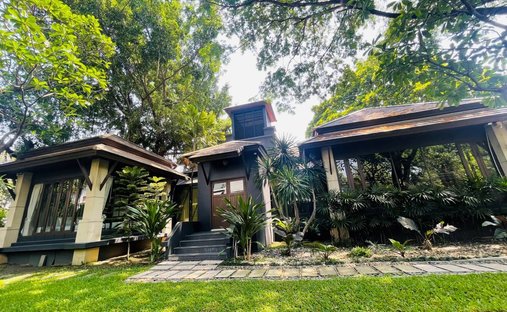 House in Phra Khanong Nuea, Bangkok, Thailand 1