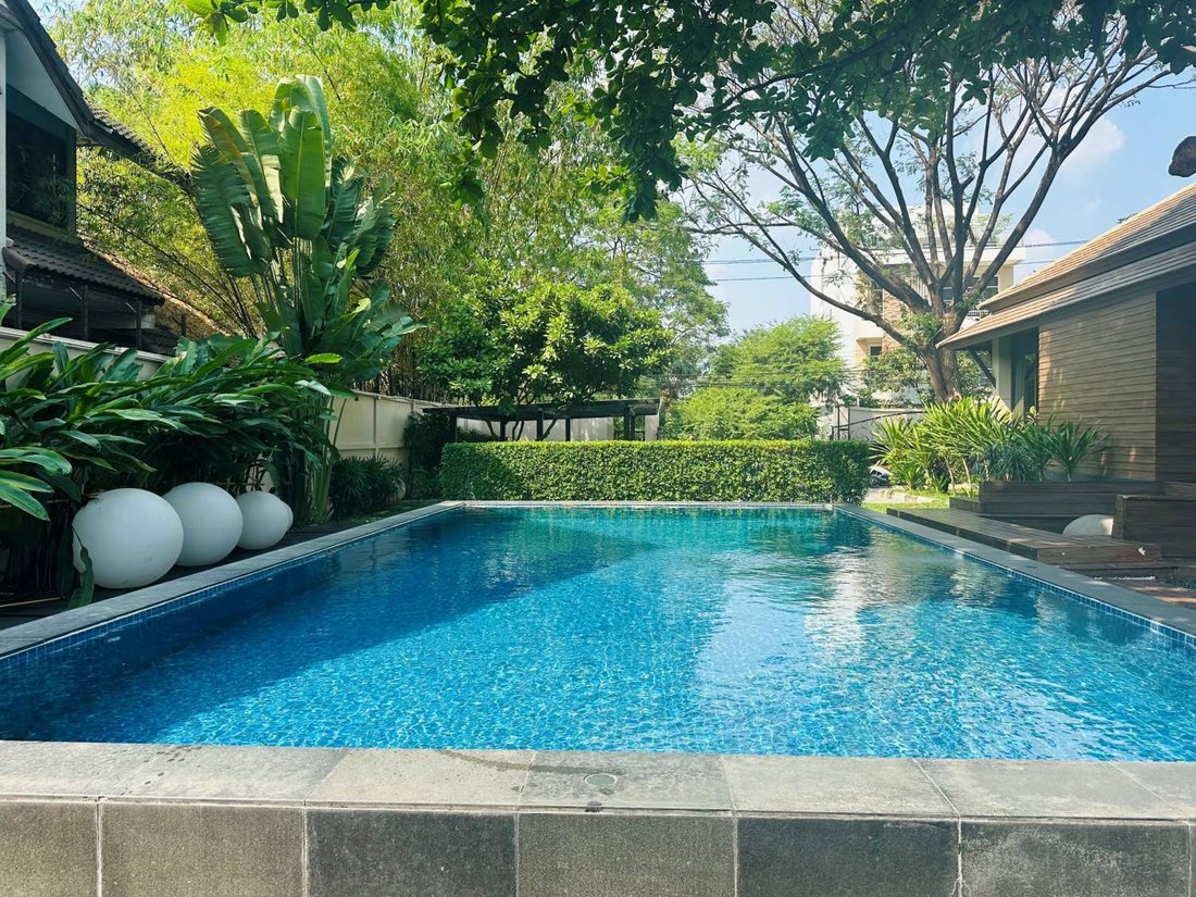 House in Phra Khanong Nuea, Bangkok, Thailand 2 - 13909385