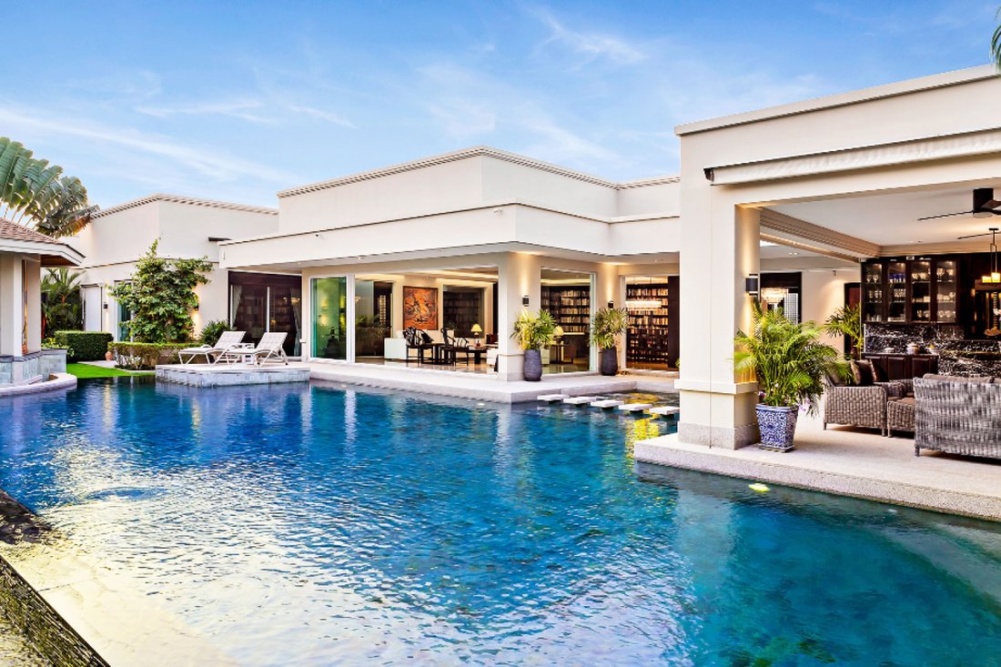 Villa in Pong, Chon Buri, Thailand 4 - 14791498