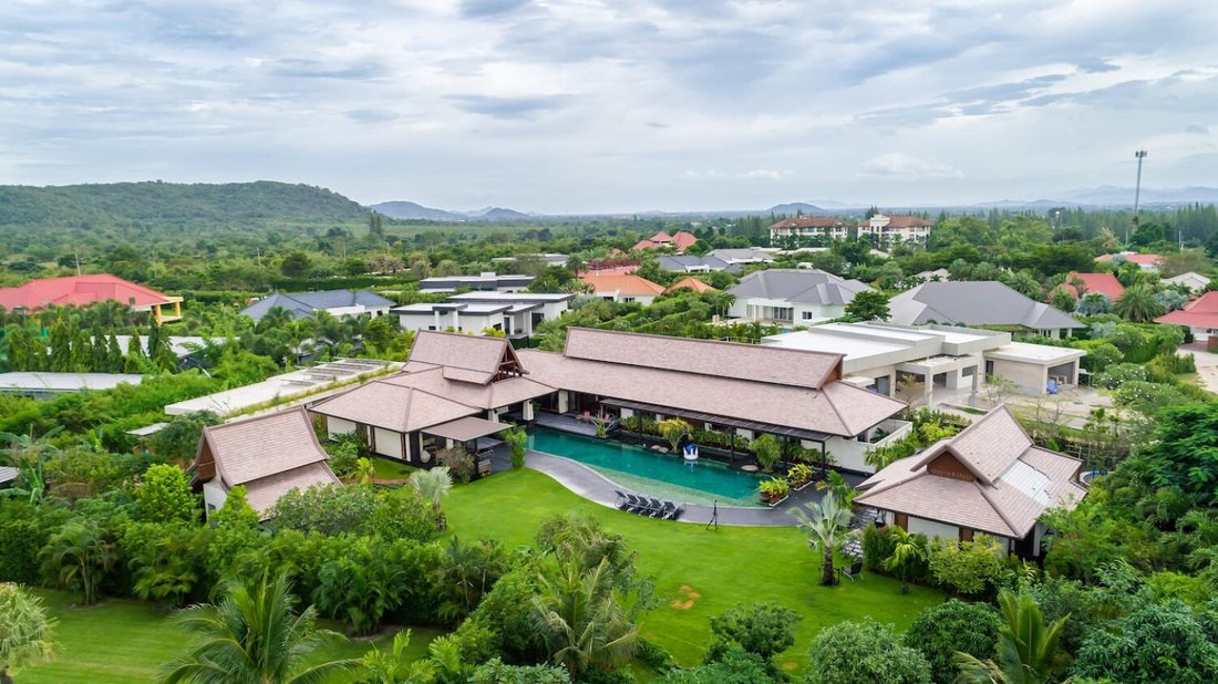 Villa in Hua Hin, Prachuap Khiri Khan, Thailand 1 - 14791702