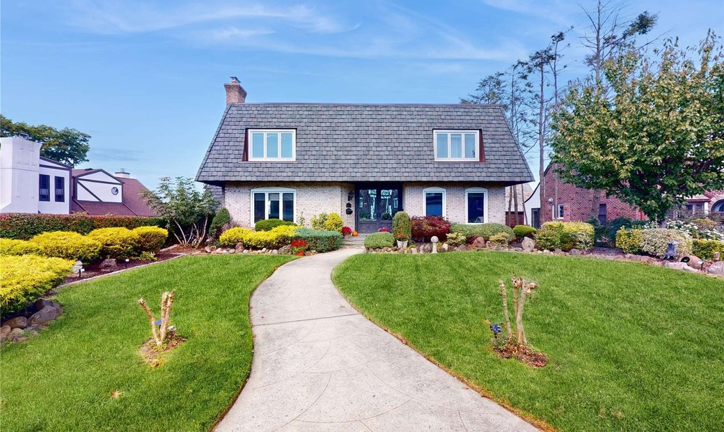 House Bayside In New York, New York, United States For Sale (14788964)