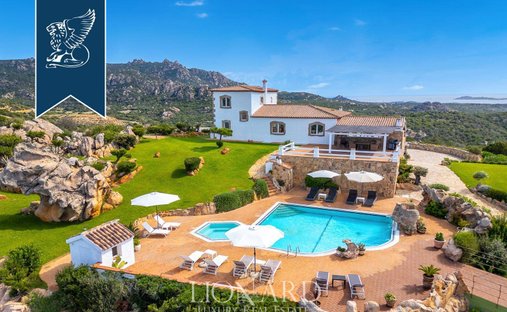 Villa in Liscia di Vacca, Arzachena, Italy 1