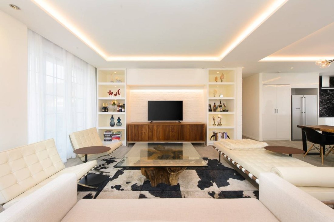 Condo in Phra Khanong Nuea, Bangkok, Thailand 3 - 13879177