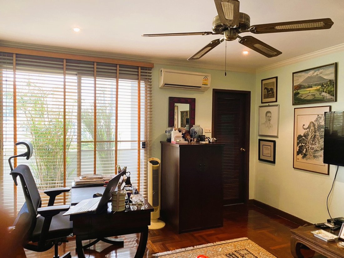 Condo in Phra Khanong Nuea, Bangkok, Thailand 4 - 14791848