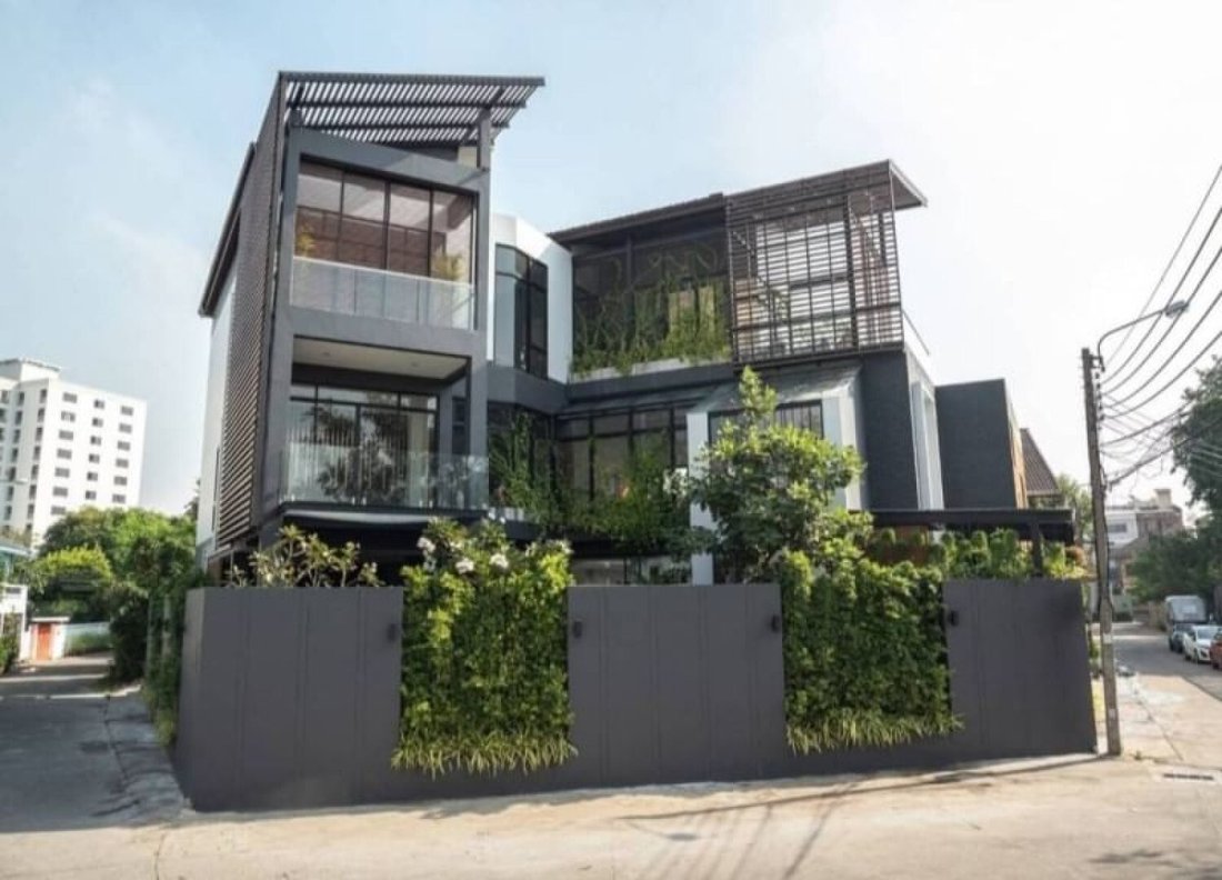 House in Bangkok, Krung Thep Maha Nakhon, Thailand 1 - 14791861