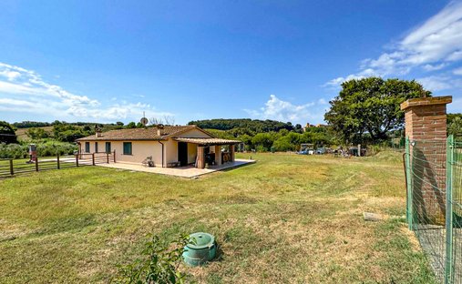 Villa à Bibbona, Toscane, Italie 1