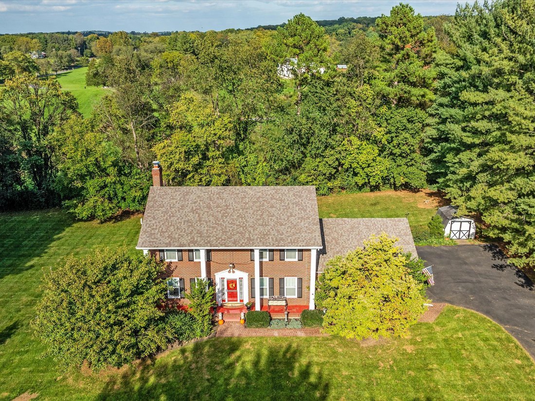 1350 Bowling Green Road,Front Royal, In Front Royal, Virginia, United