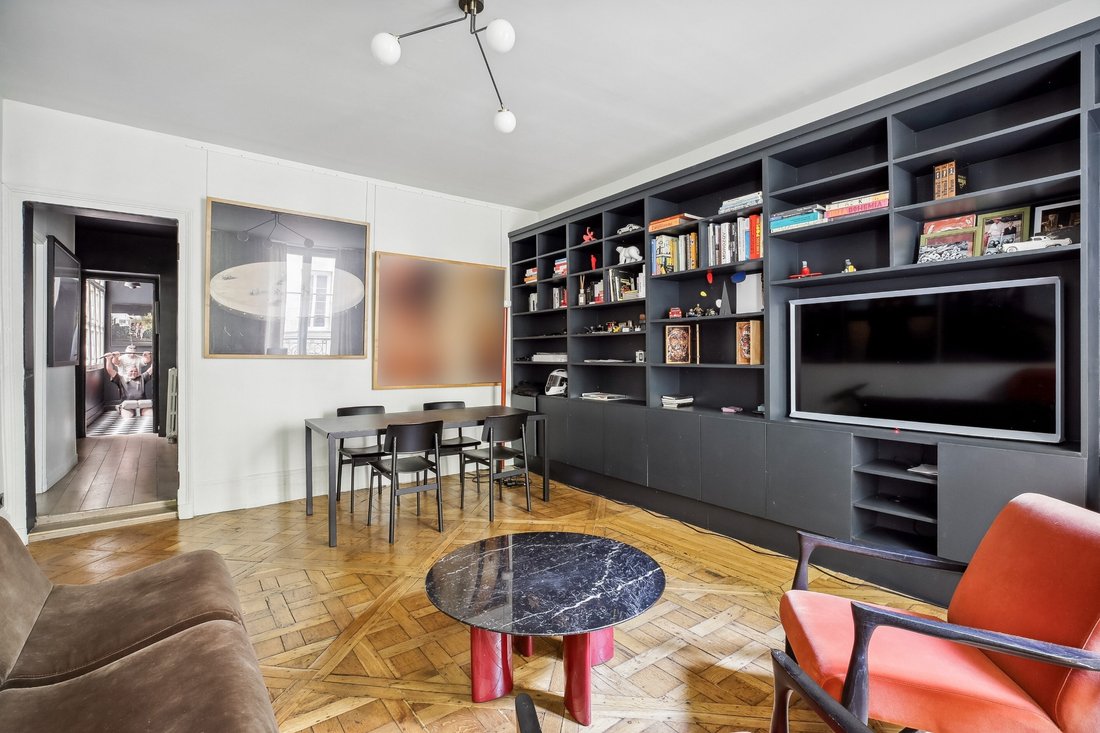 Paris X Faubourg Saint Denis Beautiful In Paris, île De France, France For Sale (14791283)