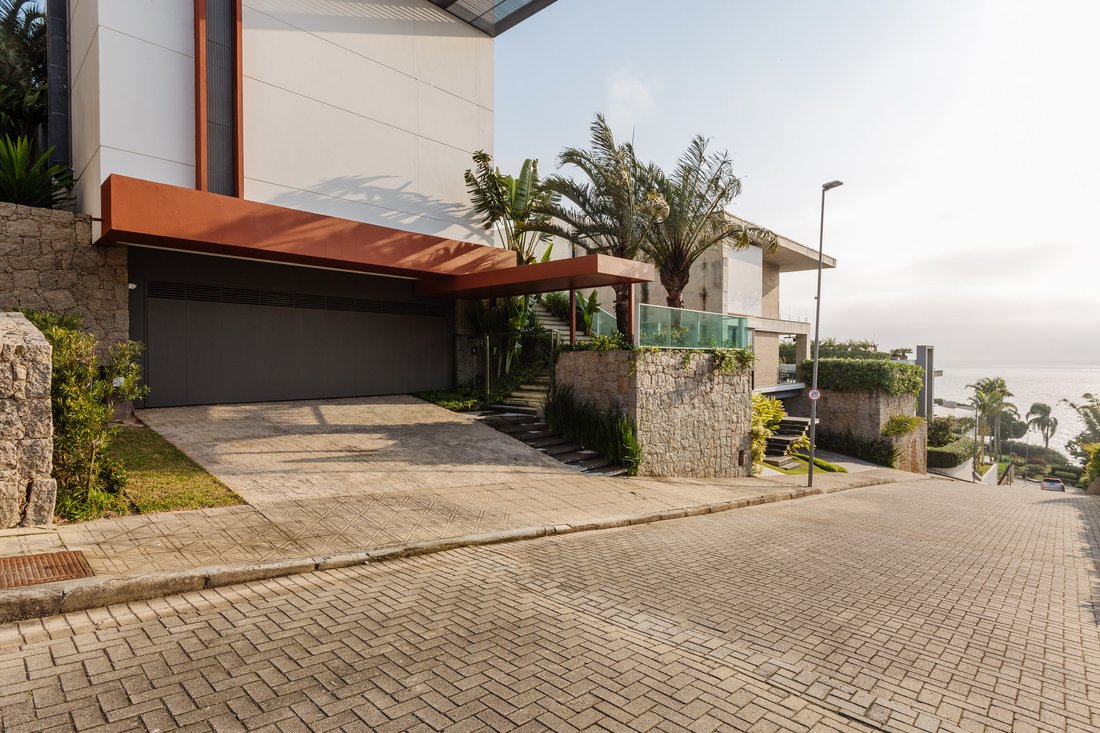 House in Cacupé, State of Santa Catarina, Brazil 1 - 14792120