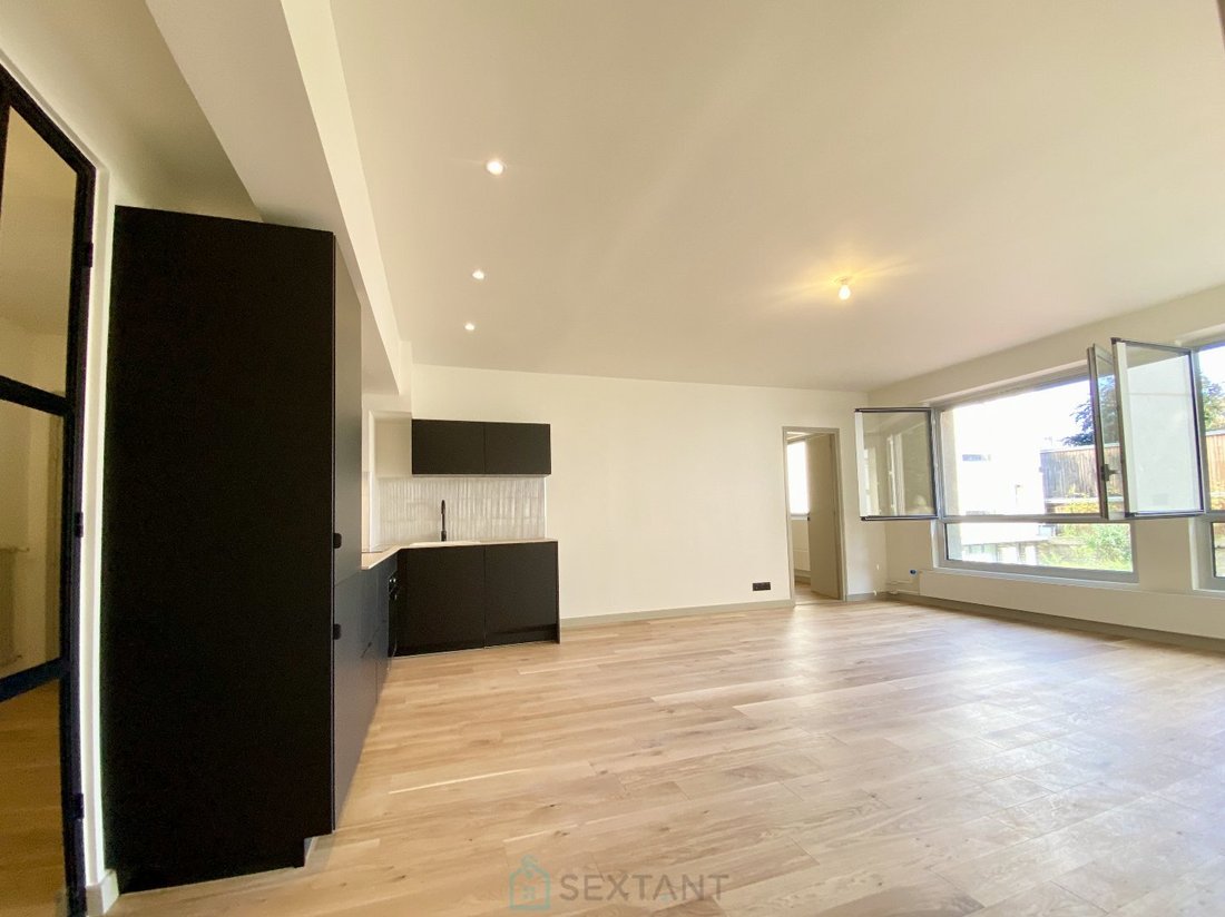 Renovated Apartment 94 M2, 3 Bedrooms, 1 In Paris, île De France