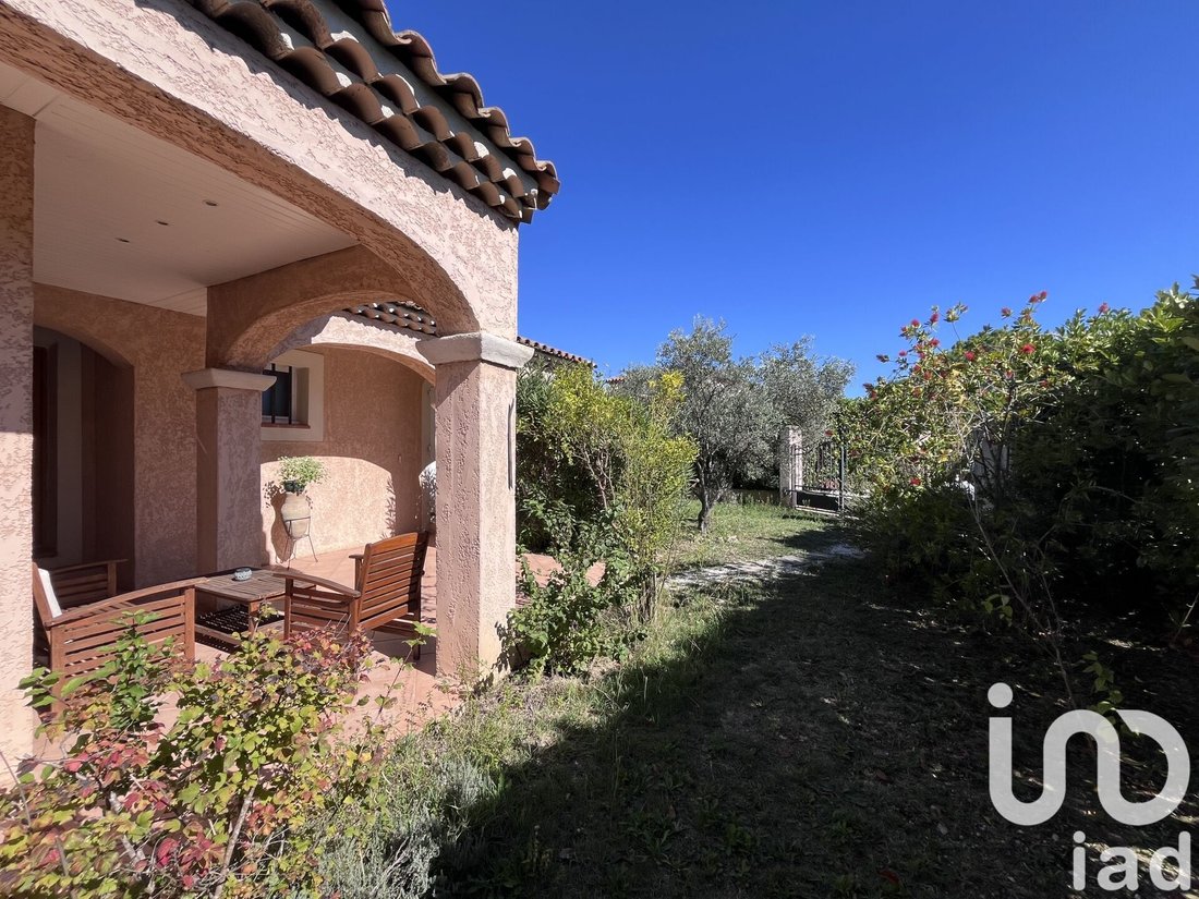 Vente Maison Traditionnelle In Saint Cannat, Provence Alpes Côte D'azur