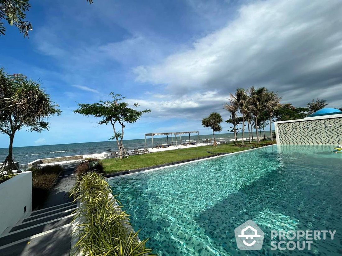 2 Br Villa At The Crest Santora Hua In Hua Hin, Prachuap Khiri Khan