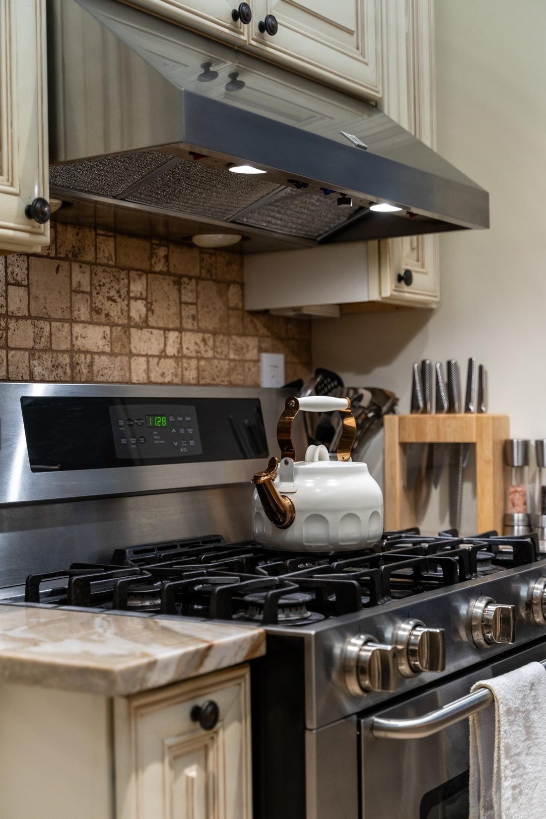 285 8th St, Jc, Downtown, Nj, 07302 In Jersey City, New Jersey, United