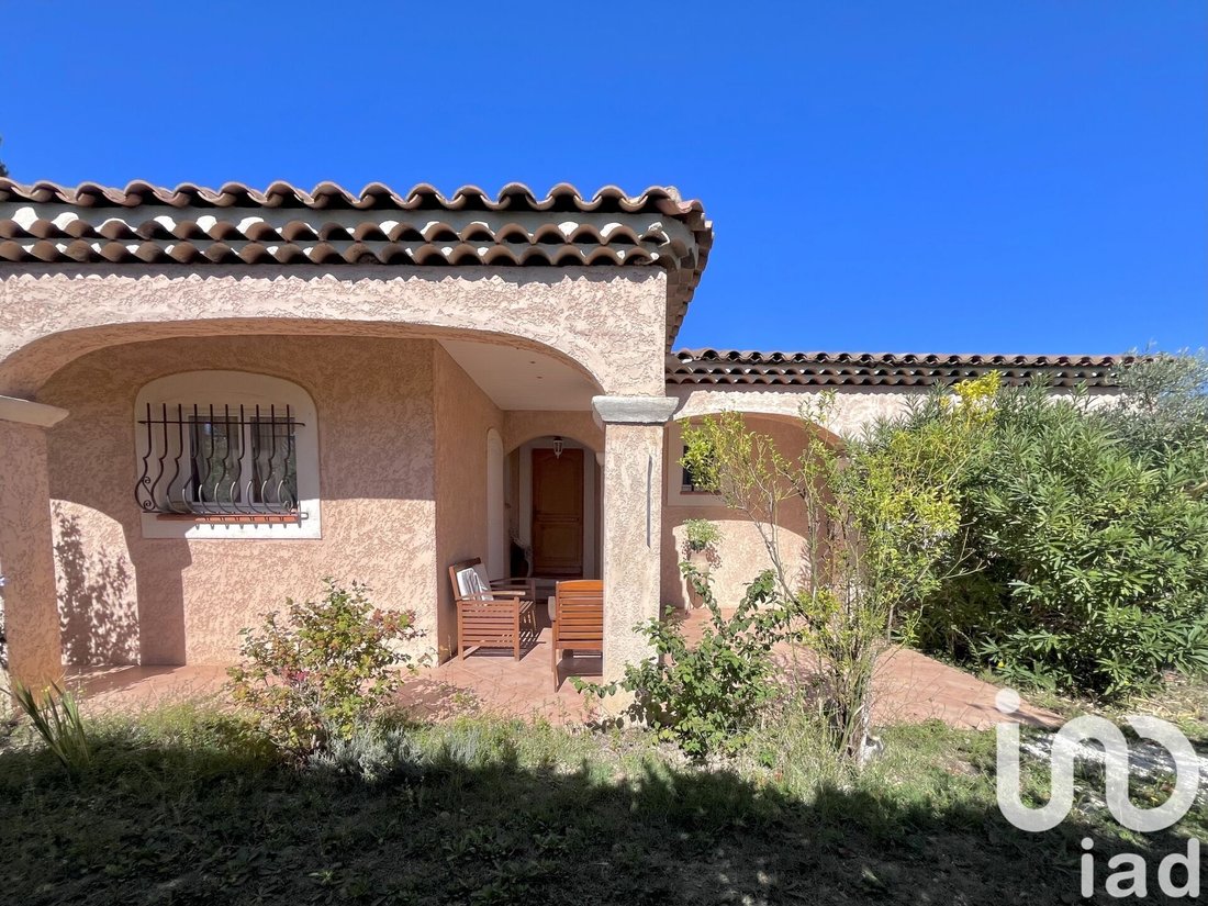 Vente Maison Traditionnelle In Saint Cannat, Provence Alpes Côte D'azur