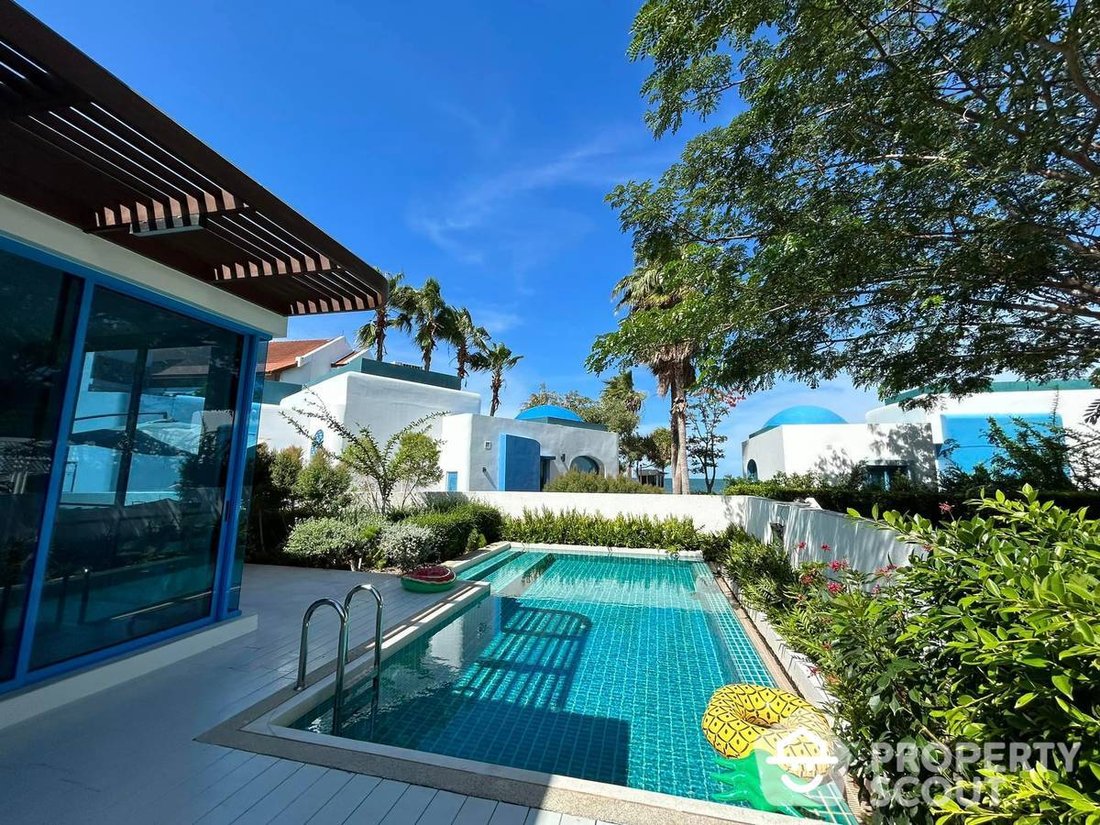 2 Br Villa At The Crest Santora Hua In Hua Hin, Prachuap Khiri Khan
