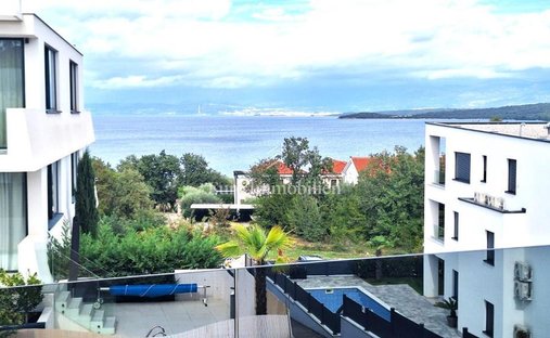 Apartment in Malinska, Primorje-Gorski Kotar County, Croatia 1