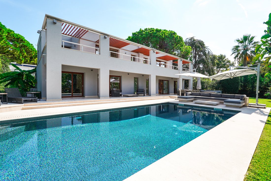 Villa in Saint-Jean-Cap-Ferrat, Provence-Alpes-Côte d'Azur, France 1 - 14794920