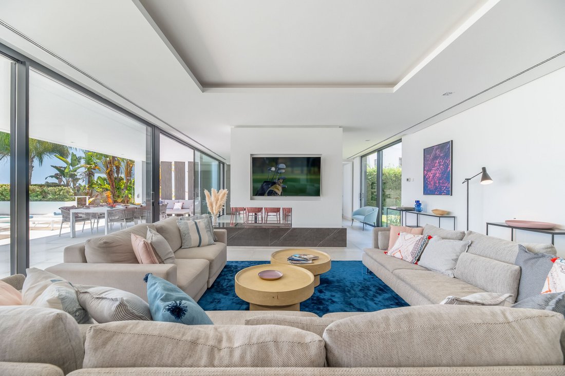 Villa in Benahavis, Andalusia, Spain 4 - 14792925