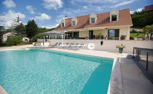 Villa in Alise-Sainte-Reine, Bourgogne – Franche-Comté, France 1
