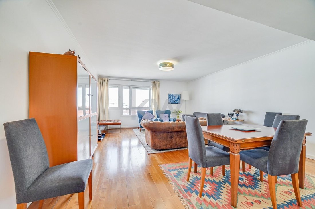 Apartment in Arroios, Lisbon, Portugal 2 - 14792875
