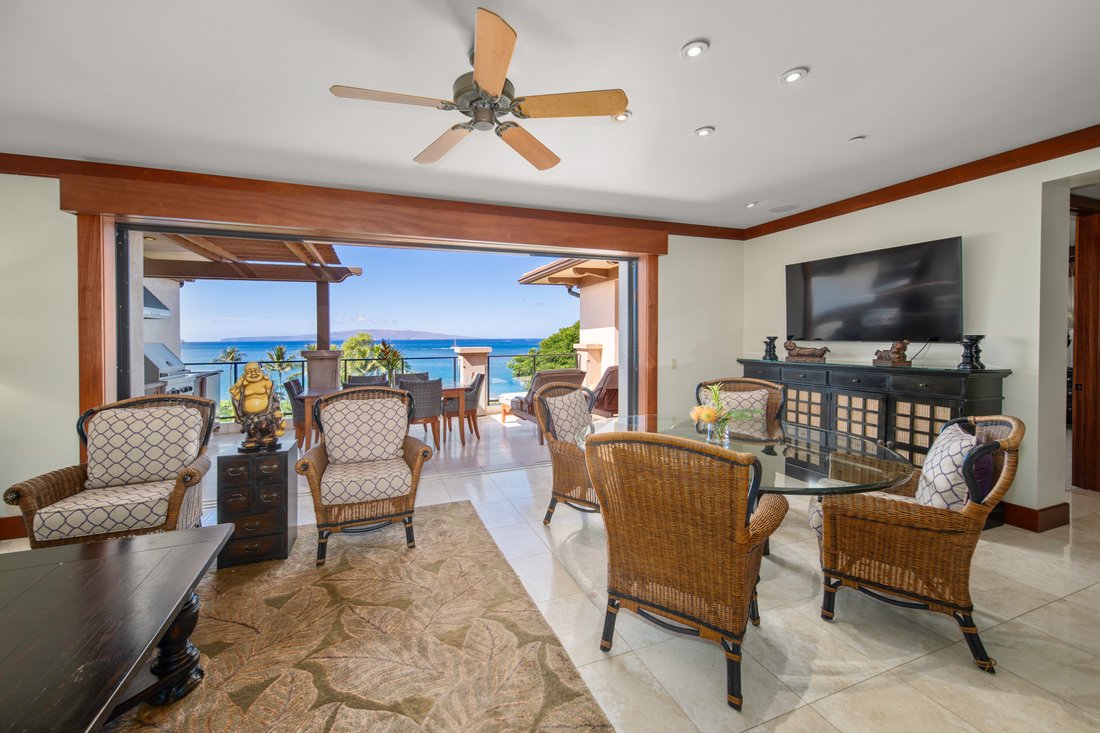 Curated visual reference: Visual Reference: Epitome Of Luxury Living At Your Penthouse In Kihei Hawaii