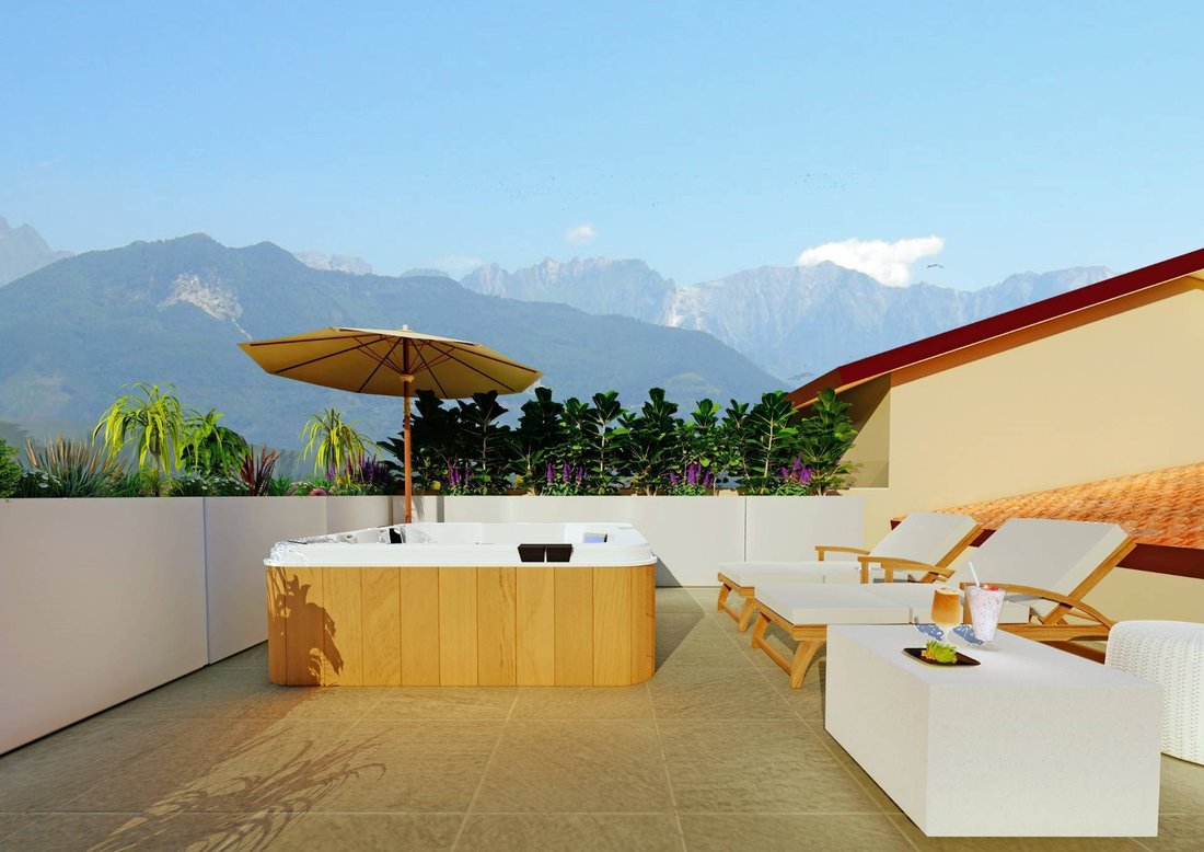 House in Marina di Massa Centro, Massa, Italy 3 - 14793944