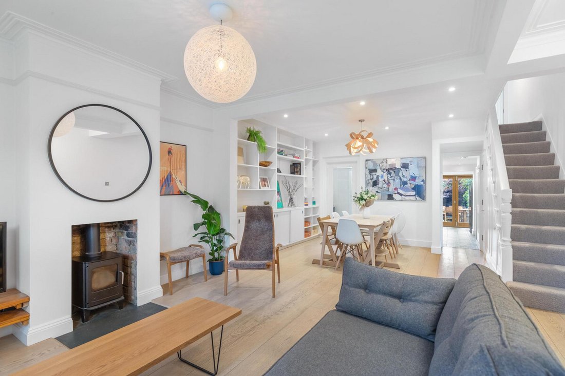 4 Bedroom Terraced House For Sale In London In London, England, United