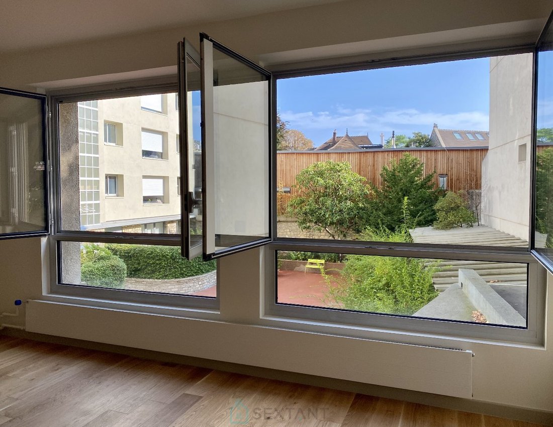 Renovated Apartment 94 M2, 3 Bedrooms, 1 In Paris, île De France