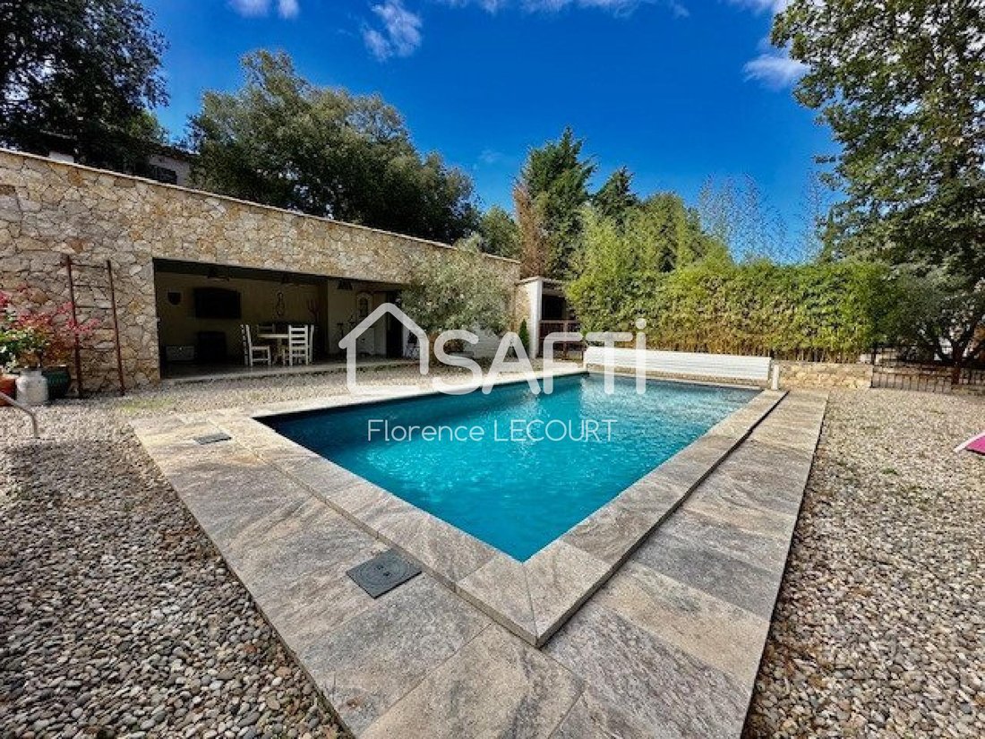 Rare ! In Saint Maximin La Sainte Baume, Provence Alpes Côte D'azur