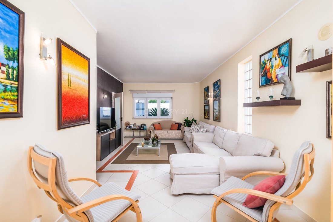 House Odivelas Portugal In Famões, Lisbon, Portugal For Sale (14795617)