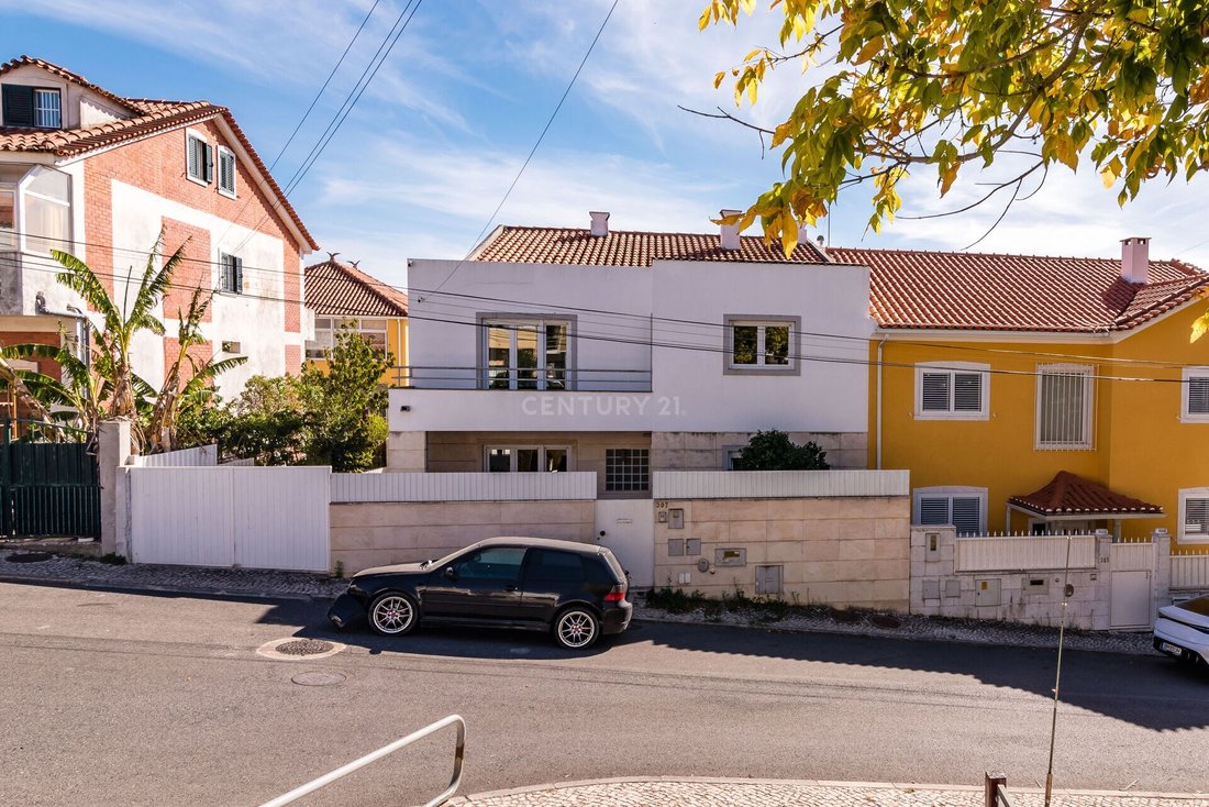House Odivelas Portugal In Famões, Lisbon, Portugal For Sale (14795617)