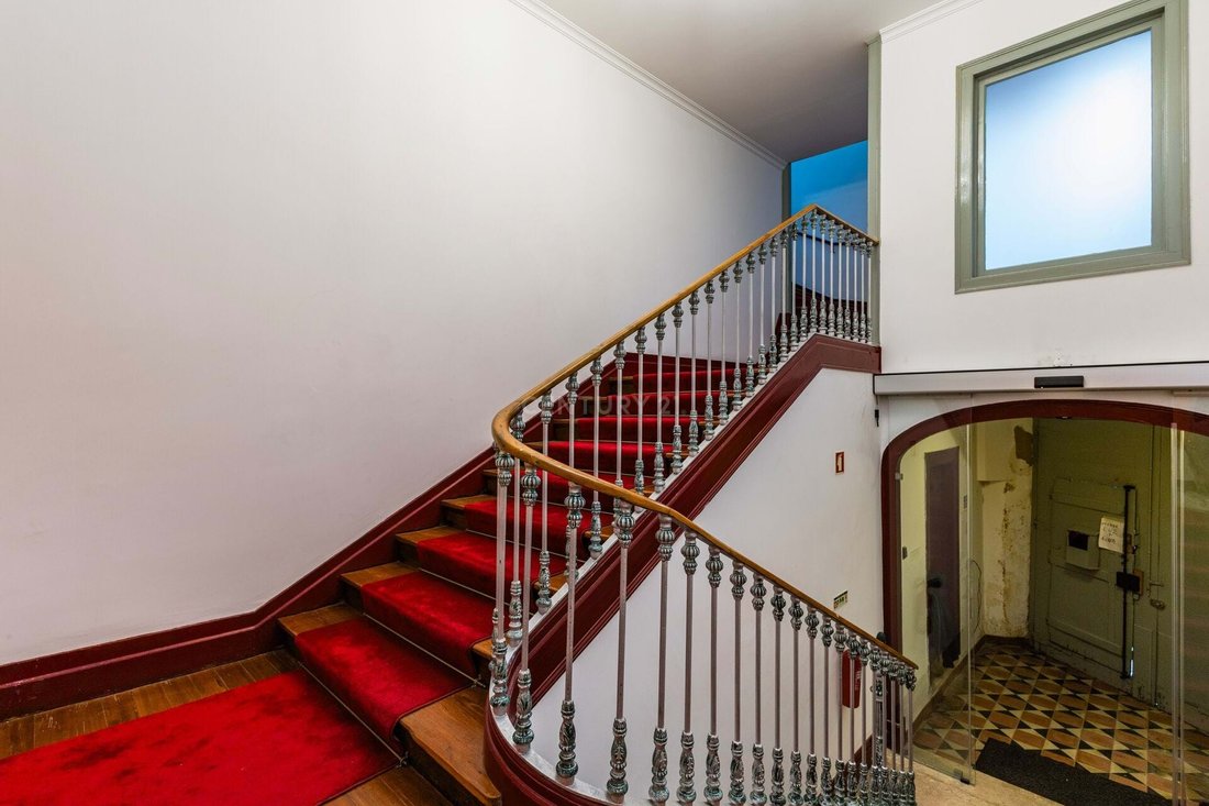 Top Floor And Attic In Historic Building In Leiria, Leiria District