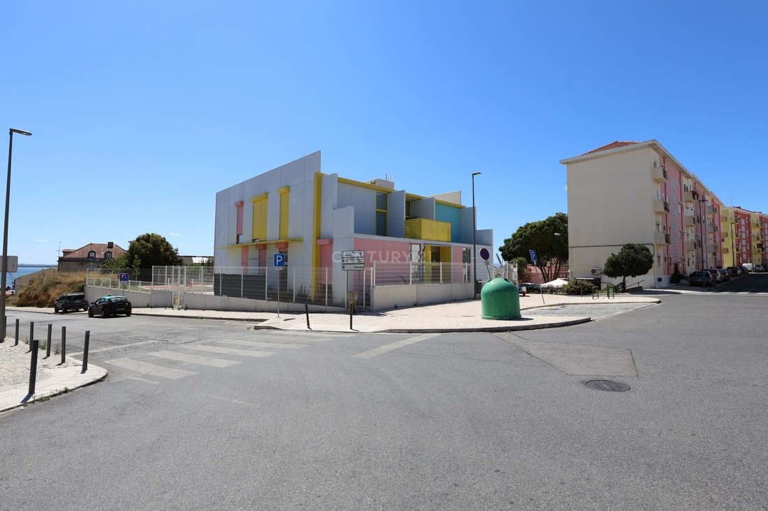 House Lisboa Portugal In Lisbon, Lisbon, Portugal For Sale (14795536)