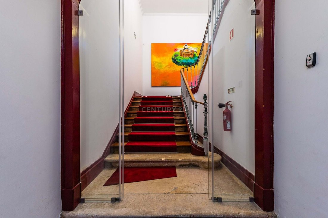 Top Floor And Attic In Historic Building In Leiria, Leiria District